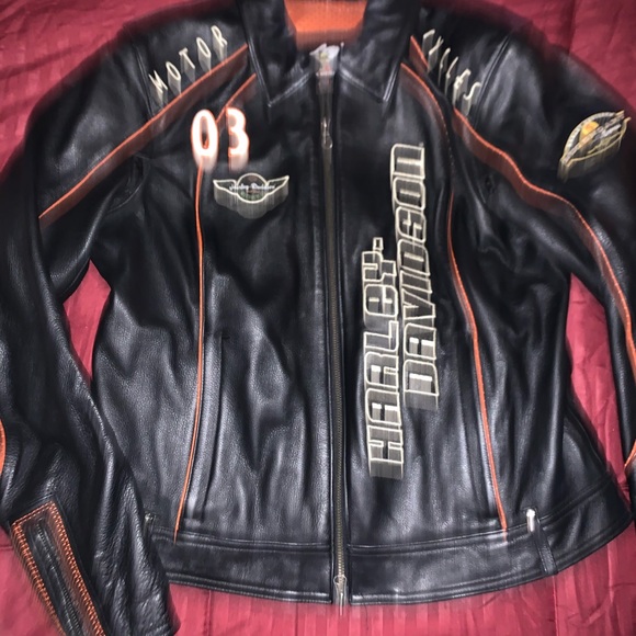 Only wore 1 time ..new condition - Picture 1 of 4